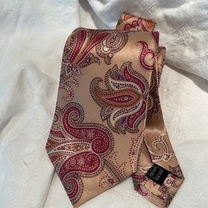 New in packaging Ike Behar paisley silk necktie